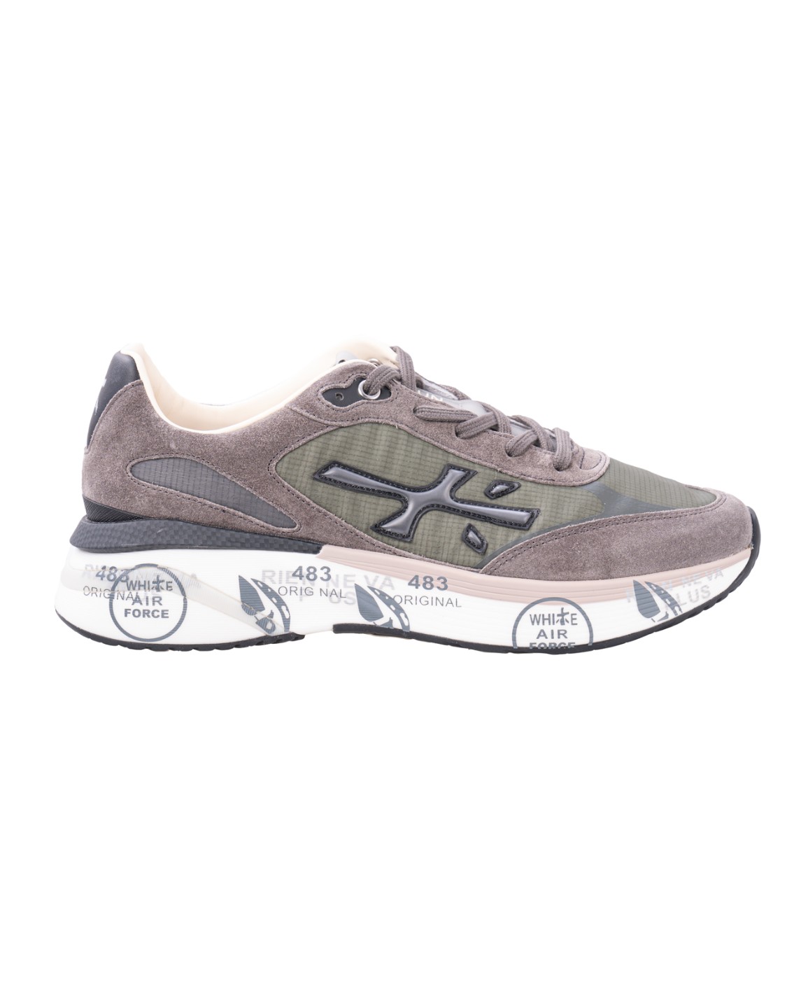 shop PREMIATA  Scarpa: Premiata Sneakers "Moerun 7106".
Il modello si basa sulla leggerezza del movimento, la stabilità e la sensazione ammortizzante data dall'innovazione del fondo. 
La nuova silhouette è ricca di dettagli: logo sul laterale esterno, scritta PREMIATA sul laterale interno e nome del modello sull'etichetta.
Altezza suola 4,5 cm.
Composizione: SUOLA: 70% PEBAX 20% GOMMA 10% TPU TOMAIA: 55% PA 10% PL 5% EA 5% PU 25% PELLE DI VITELLO FODERA: 86% PELLE DI CAPRA 14% PU.
Made in Vietnam.. MOERUN 7106-V number 498357